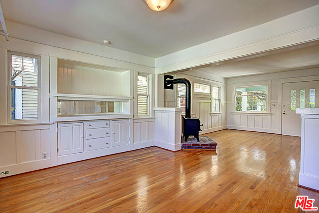 121 Wavecrest Avenue Venice, CA 90291 - Photo 6 of 13