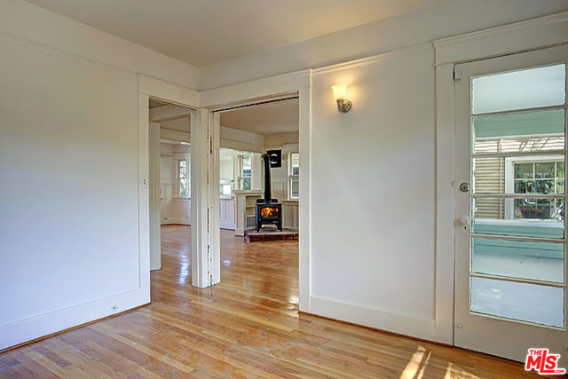 121 Wavecrest Avenue Venice, CA 90291 - Photo 10 of 13