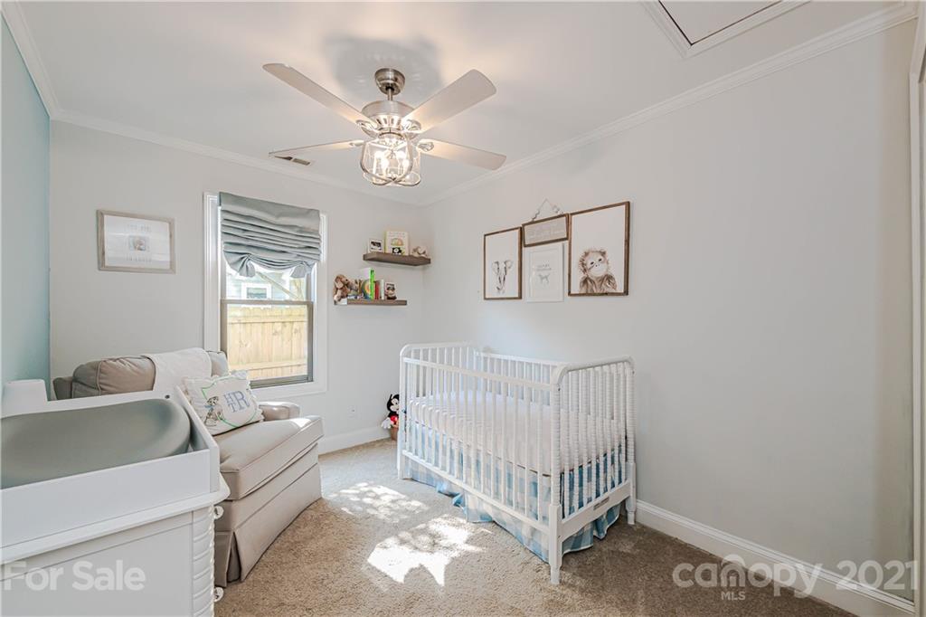 1618 Brook Road Charlotte, NC 28205 - Photo 22 of 30 Gallery Image 22