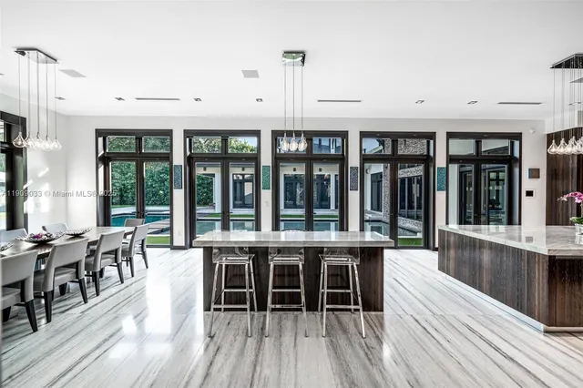 $13,850,000 | 8961 Southwest 62nd Court, Pinecrest, FL 33156