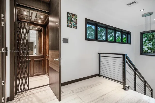 $13,850,000 | 8961 Southwest 62nd Court, Pinecrest, FL 33156