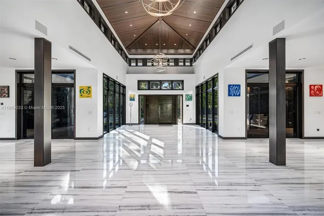 $13,850,000 | 8961 Southwest 62nd Court, Pinecrest, FL 33156