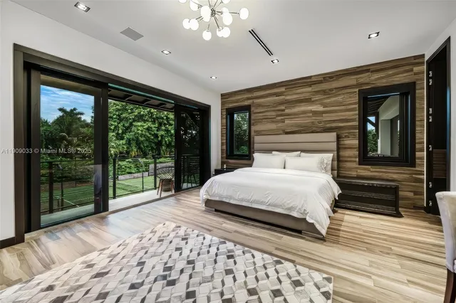 $13,850,000 | 8961 Southwest 62nd Court, Pinecrest, FL 33156