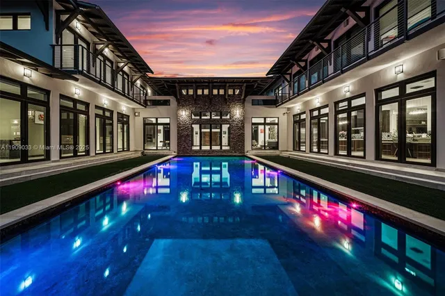 $13,850,000 | 8961 Southwest 62nd Court, Pinecrest, FL 33156