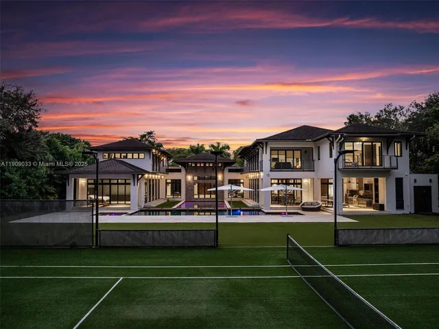 $13,850,000 | 8961 Southwest 62nd Court, Pinecrest, FL 33156