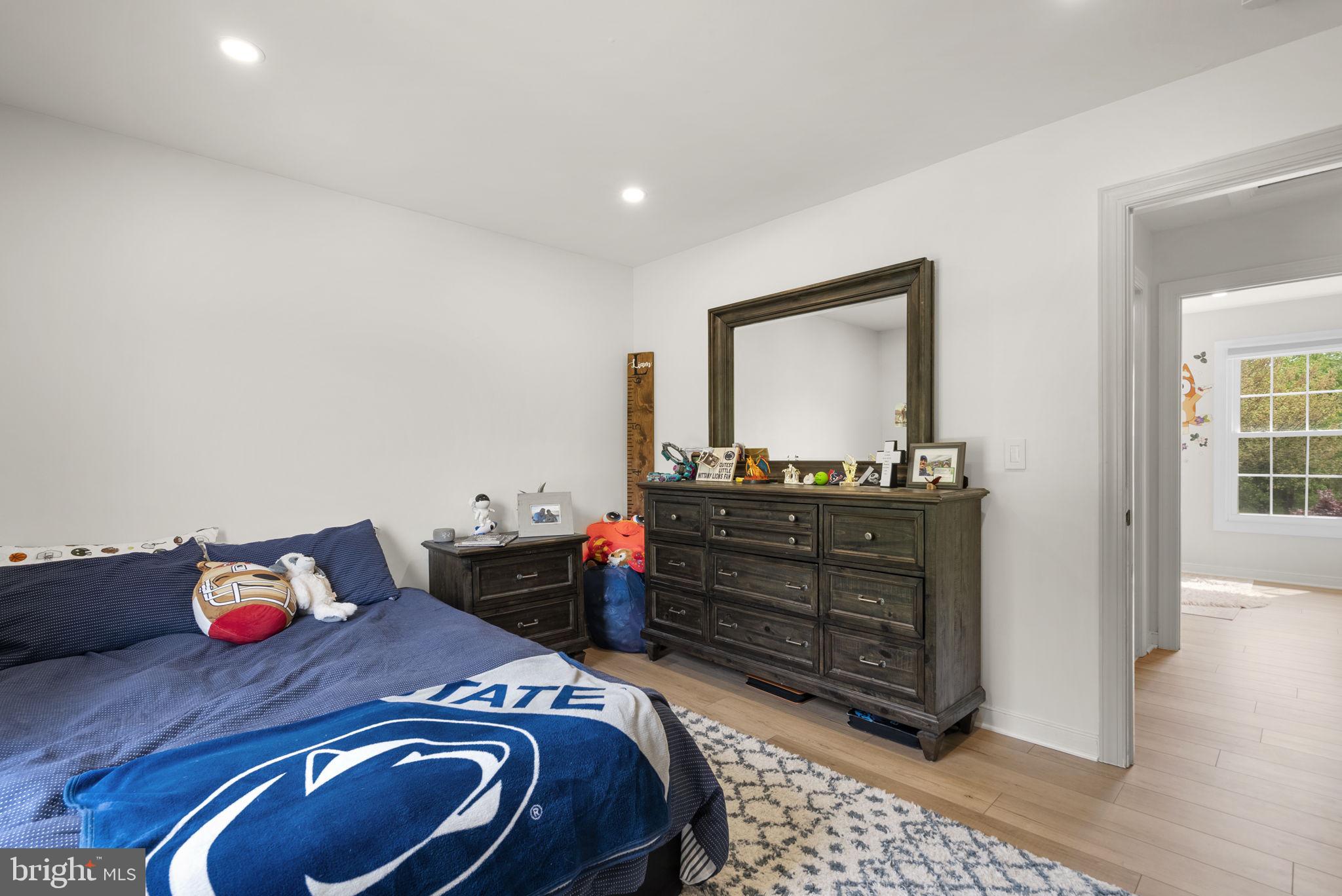 2730 Howard Grove Road Davidsonville, MD 21035 - Photo 36 of 68 Cozy bedroom with modern charm.