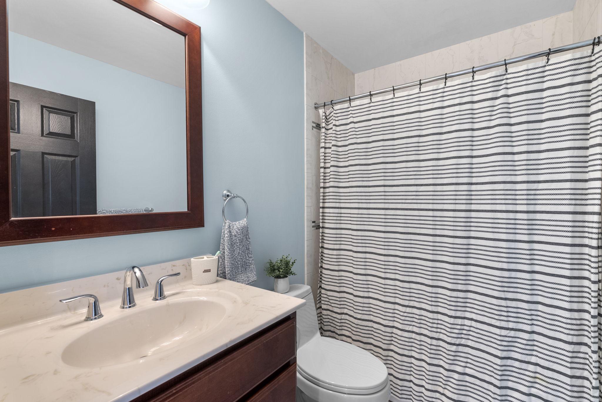 2730 Howard Grove Road Davidsonville, MD 21035 - Photo 38 of 68 Full bathroom