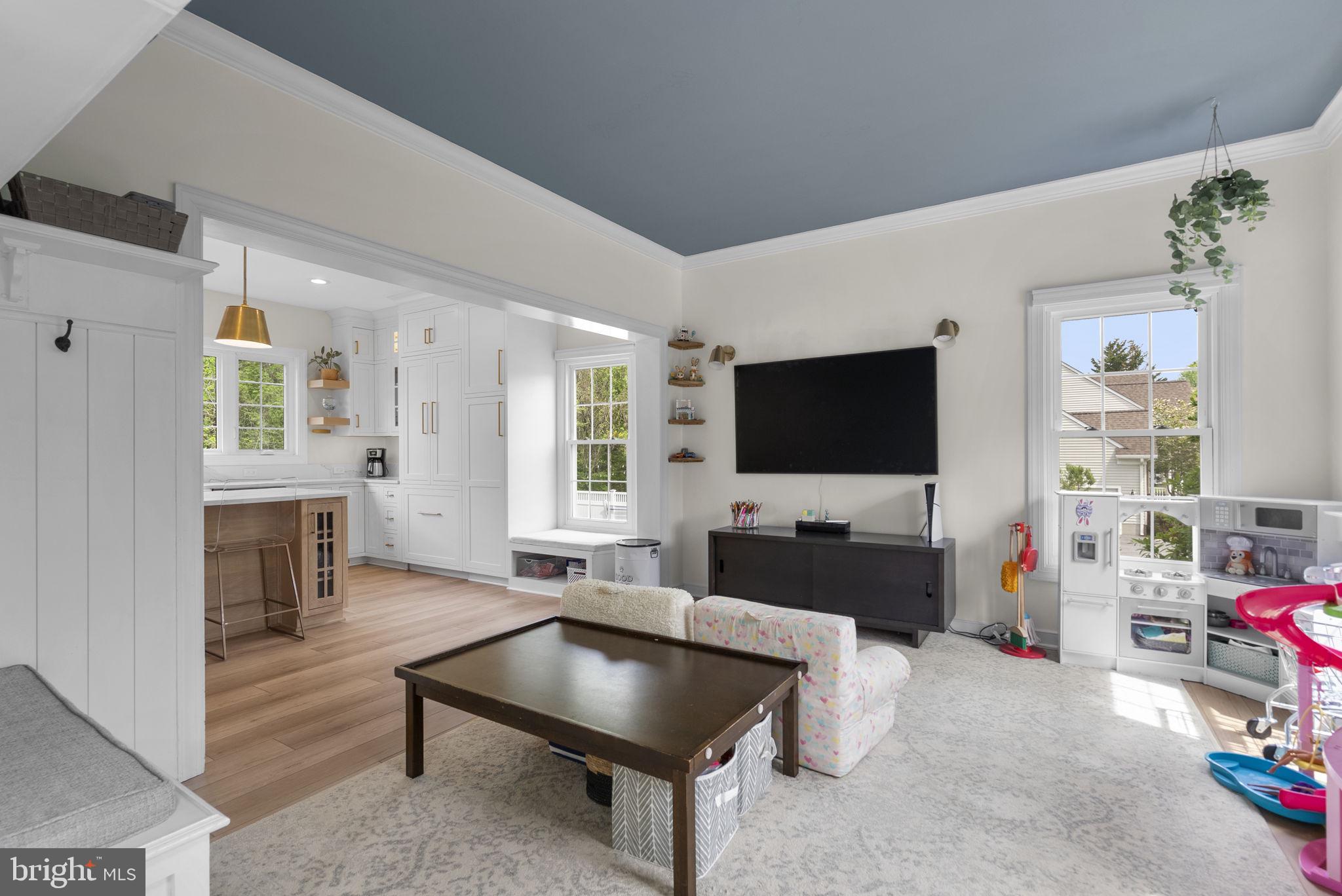 2730 Howard Grove Road Davidsonville, MD 21035 - Photo 6 of 68 Bright and airy living space awaits.