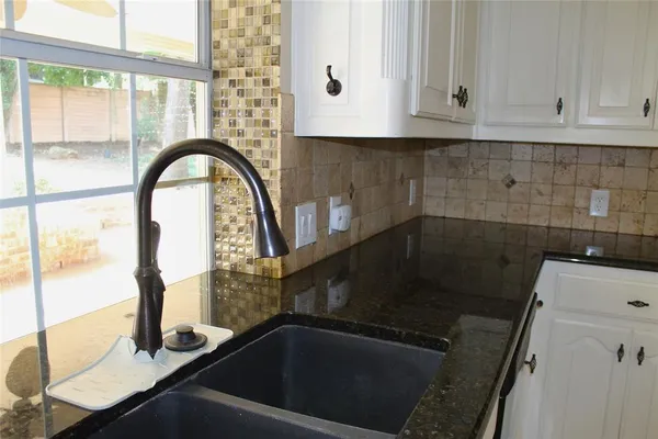 $4,400 | 2719 Hidden Lake Drive, Grapevine, TX 76051