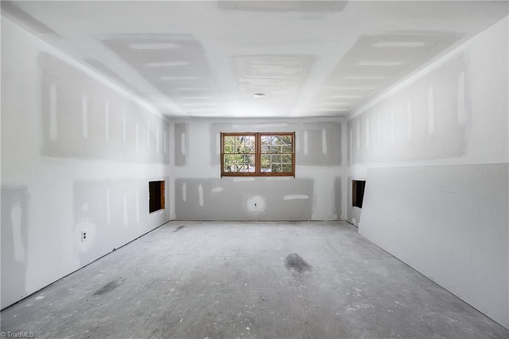 3329 Rockingham Road High Point, NC 27265 - Photo 26 of 31