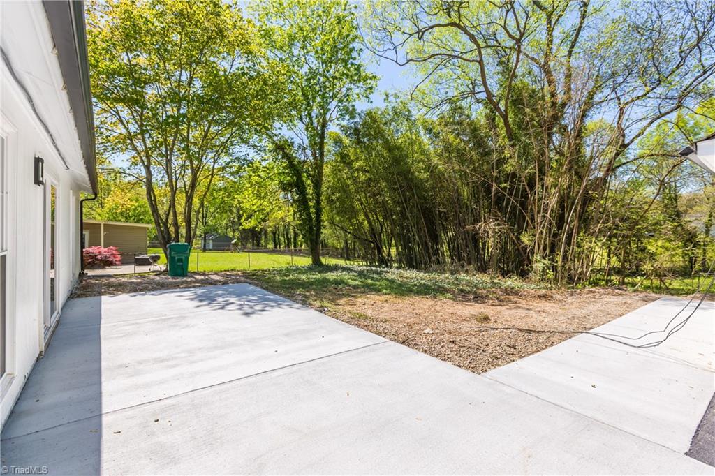 3329 Rockingham Road High Point, NC 27265 - Photo 27 of 31
