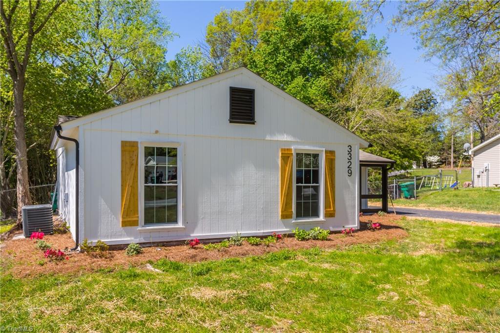 3329 Rockingham Road High Point, NC 27265 - Photo 3 of 31