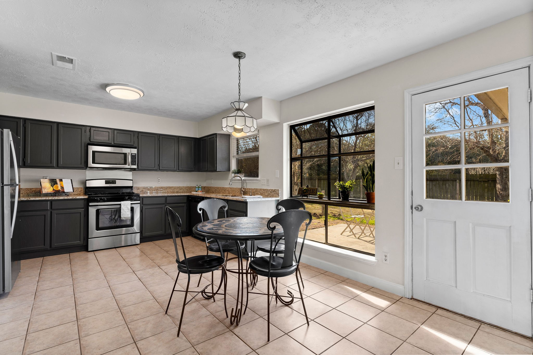 24242 Azure Sky Drive Spring, TX 77373 - Photo 4 of 11