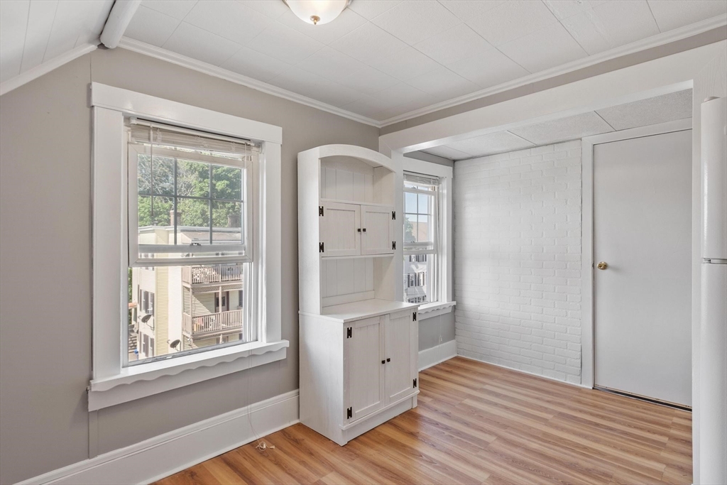 16 Doane Street Worcester, MA 01607 - Photo 34 of 42