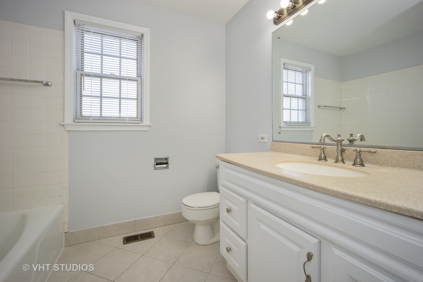 2148 Rugen Road, Unit A Glenview, IL 60026 - Photo 9 of 15