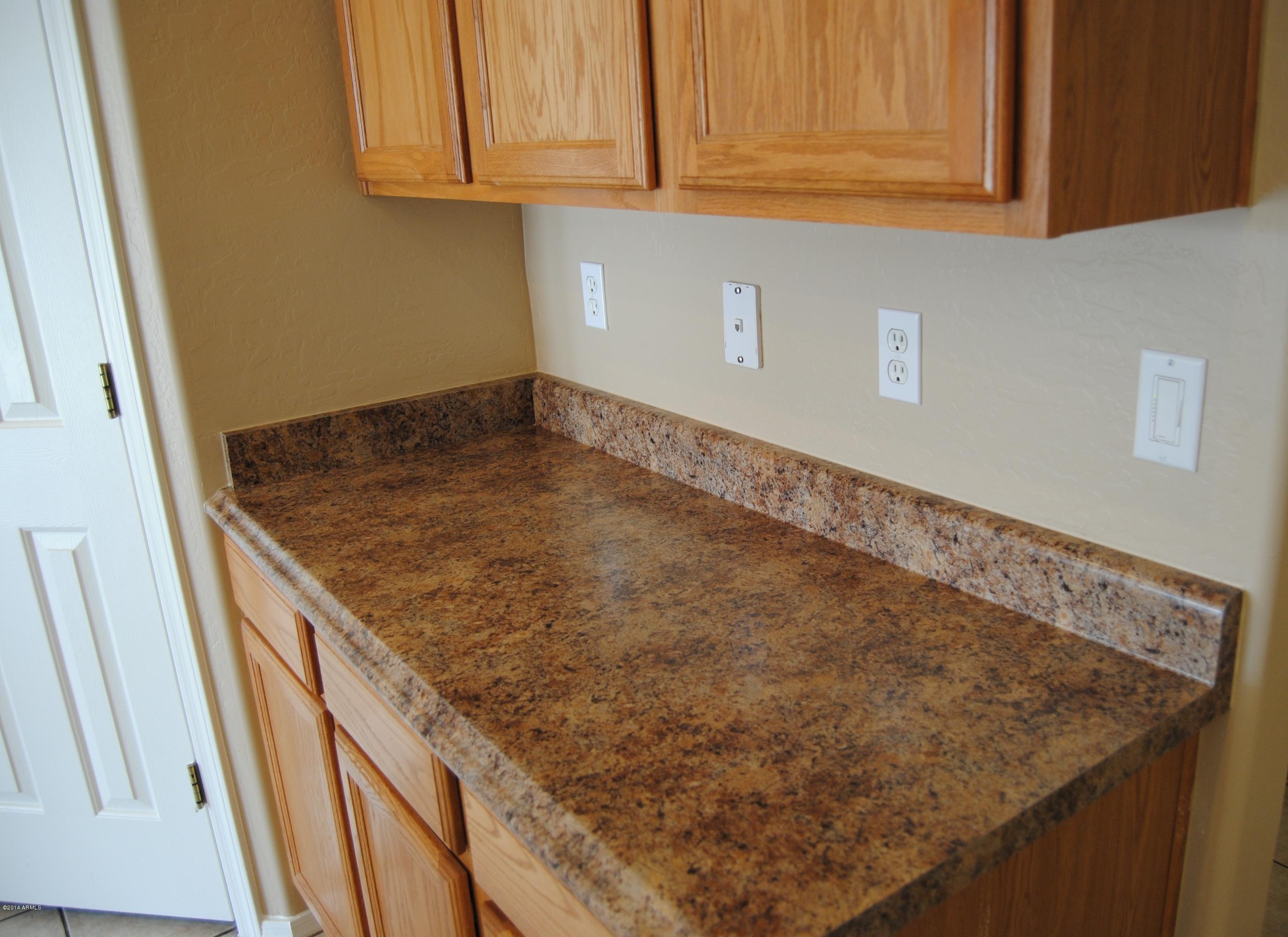 11515 East Decatur Street Mesa, AZ 85207 - Photo 4 of 24 New Kitchen Counters!