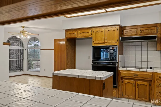 $525,000 | Undisclosed Address, Bakersfield, CA 93308