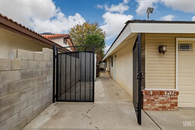 $525,000 | Undisclosed Address, Bakersfield, CA 93308