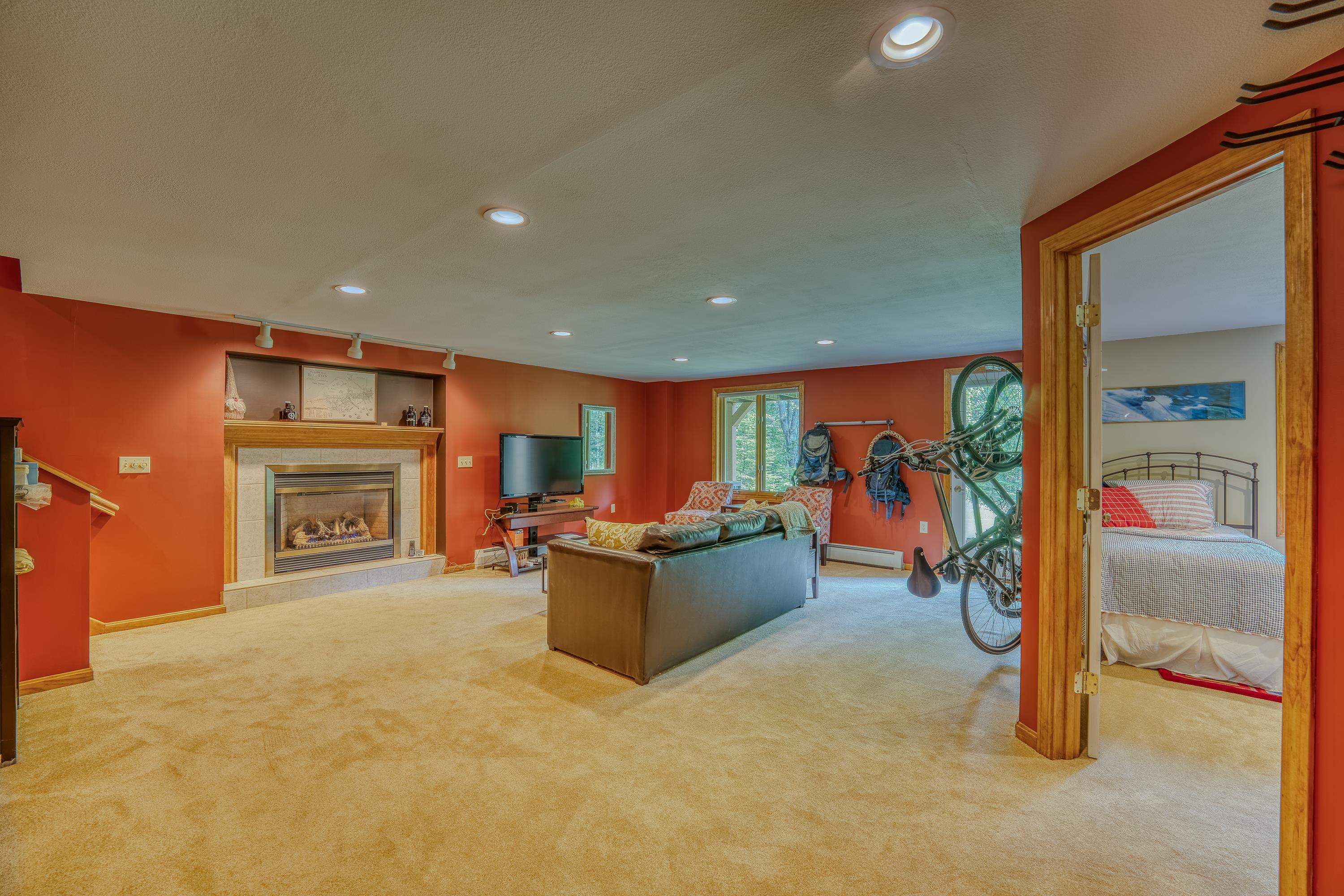 423 Hannah Loop, Unit 91 Carroll, NH 03595 - Photo 23 of 27 Gallery Image 23