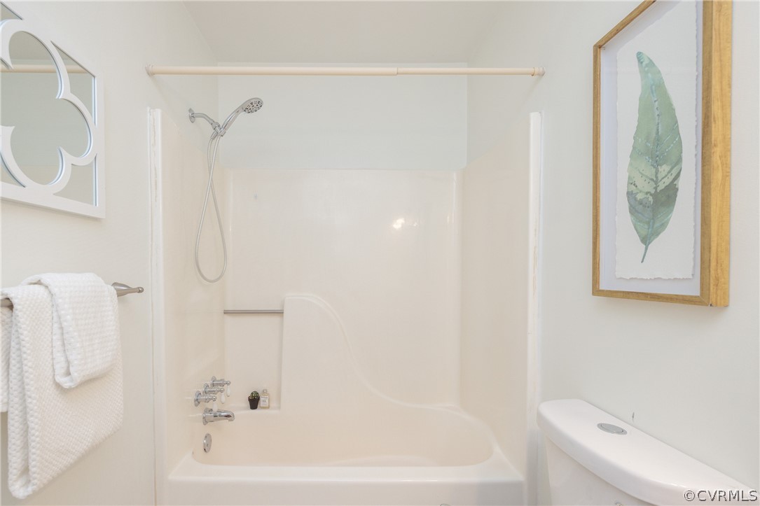 12000 Quito Road Midlothian, VA 23112 - Photo 29 of 36 a bathroom with a bathtub and a shower
