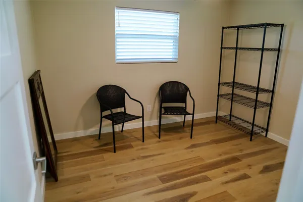 $479,000 | 204 Chippendale Avenue, Austin, TX 78745