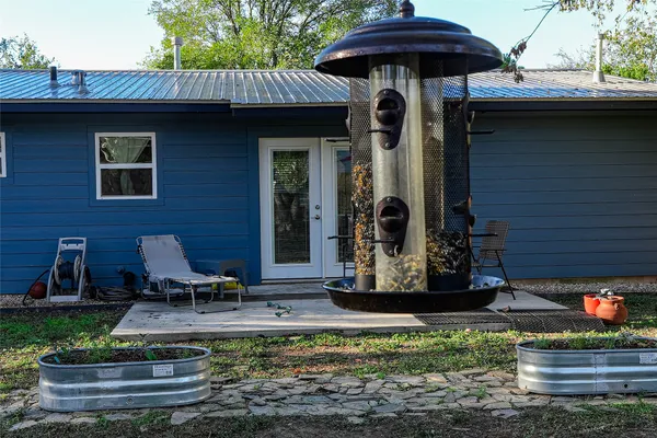 $479,000 | 204 Chippendale Avenue, Austin, TX 78745