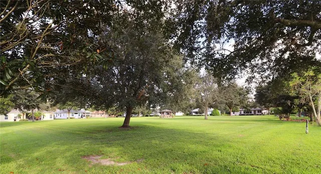 $2,000 | 5532 Sir Churchill Drive, Leesburg, FL 34748