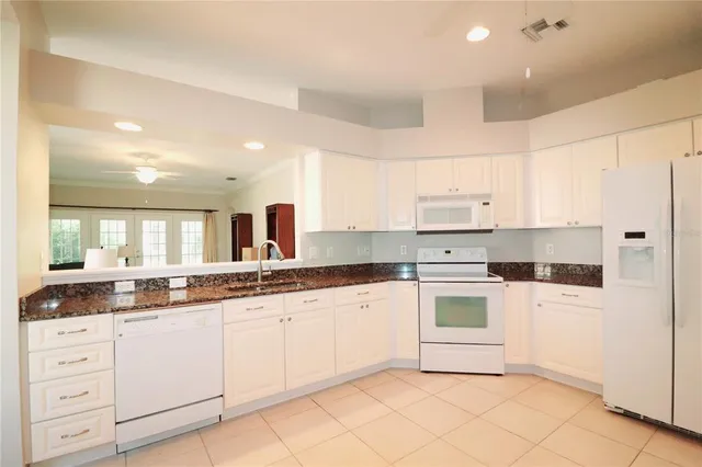 $2,000 | 5532 Sir Churchill Drive, Leesburg, FL 34748