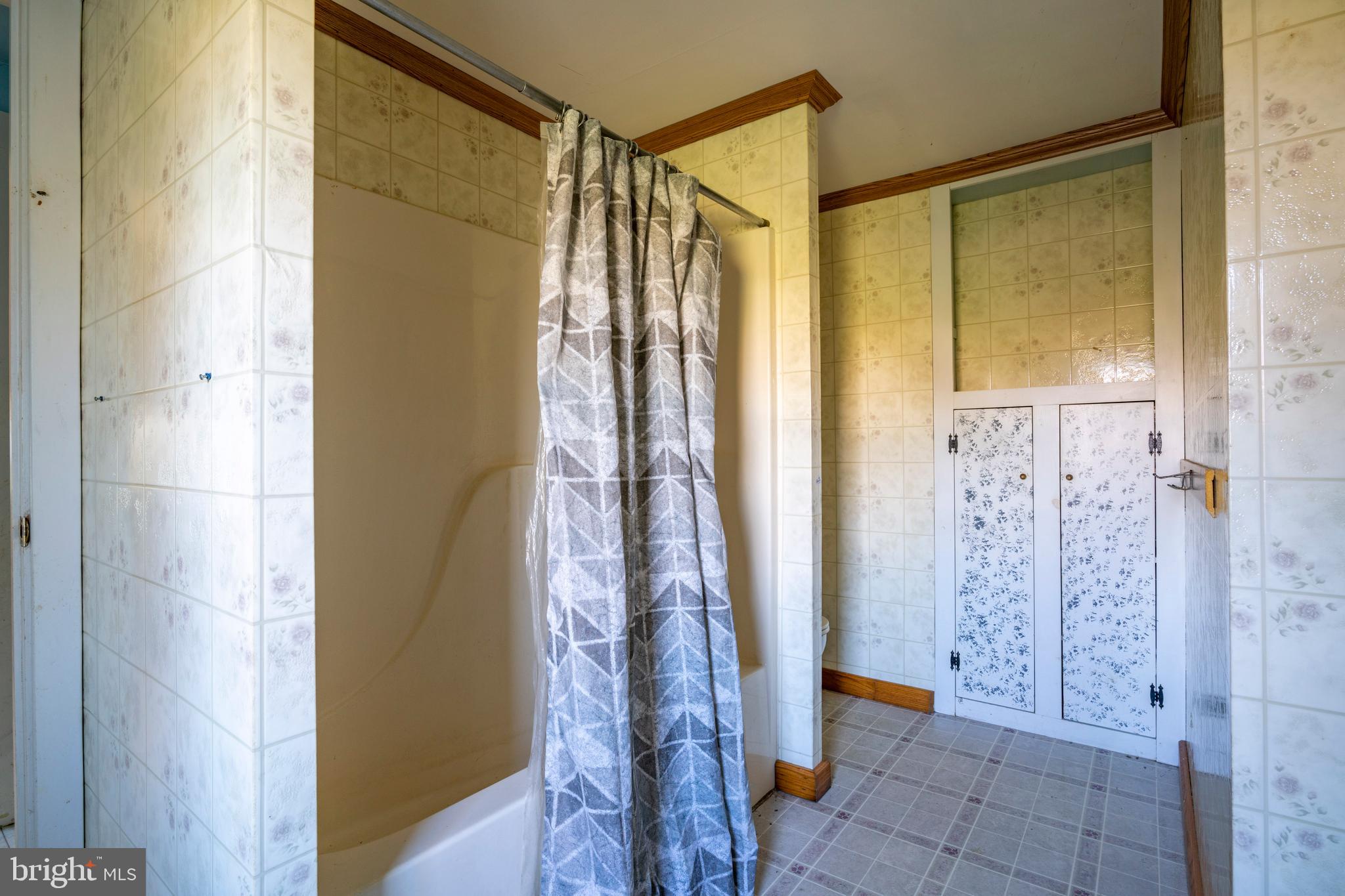 250 East Meadow Valley Road Lititz, PA 17543 - Photo 36 of 51 Gallery Image 36