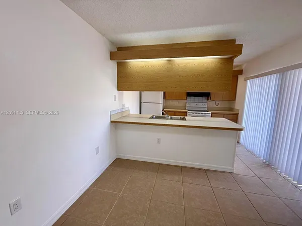 $2,195 | 528 Green Springs Place, Unit 528, West Palm Beach, FL 33409