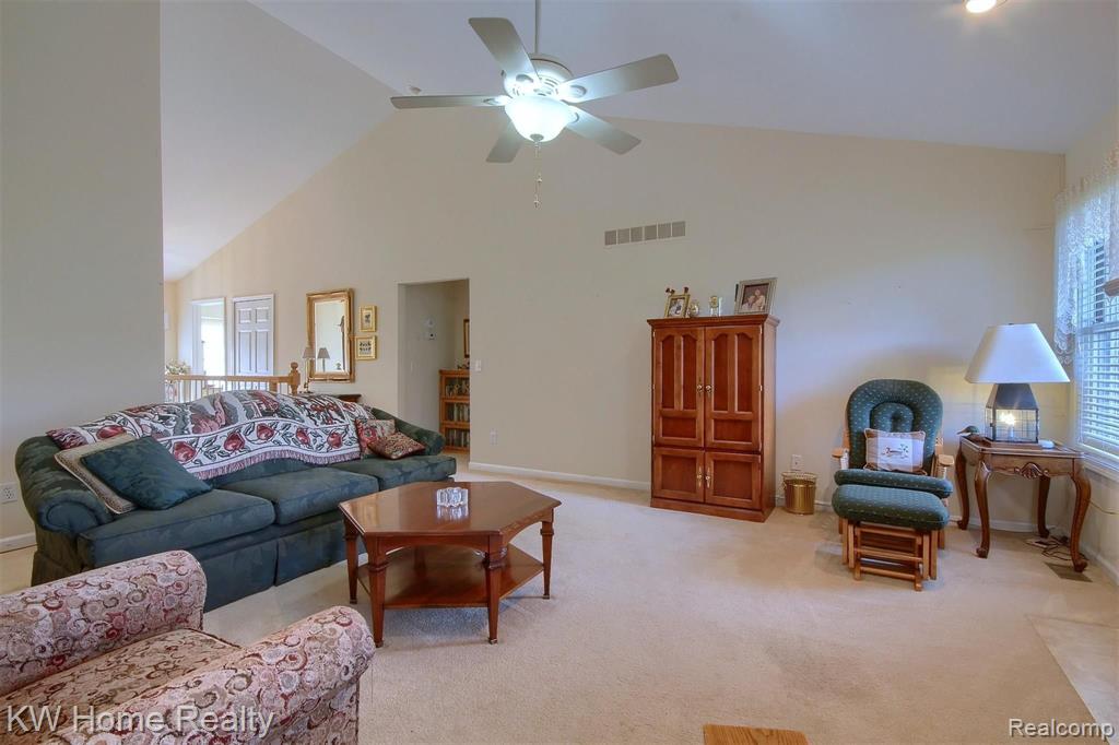 22441 Timber Ridge Court Woodhaven, MI 48183 - Photo 7 of 29