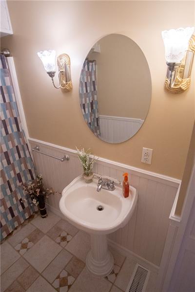 119 Brandon Road Butler, PA 16001 - Photo 14 of 24