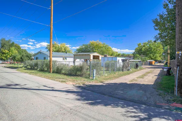 $290,000 | 1002 East 2nd Street, Florence, CO 81226