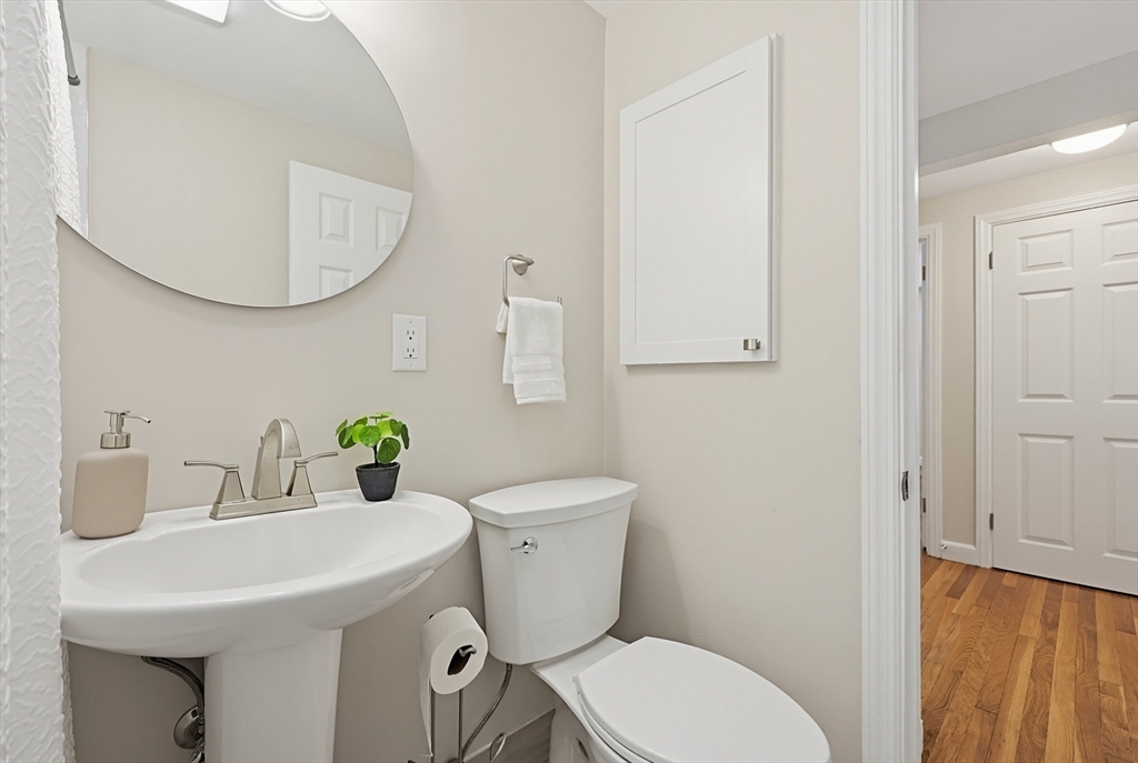 348 Old Connecticut Path Wayland, MA 01778 - Photo 16 of 37