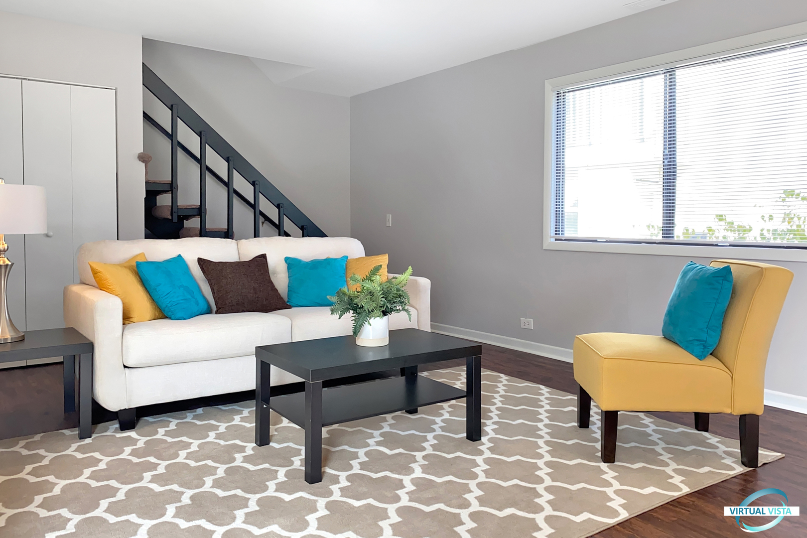705 Sunfish Schaumburg, IL 60194 - Photo 4 of 21
