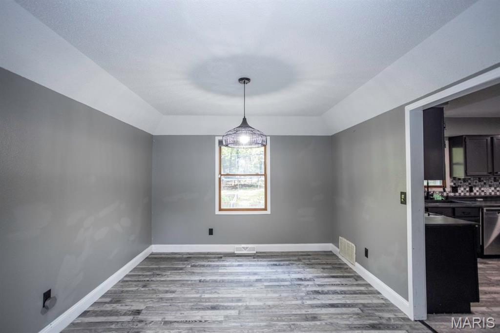 500 Stone Ridge Drive Waynesville, MO 65583 - Photo 10 of 47