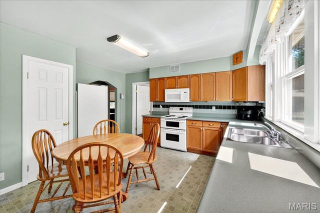 $750,000 | 4636 Gravois Road, House Springs, MO 63051