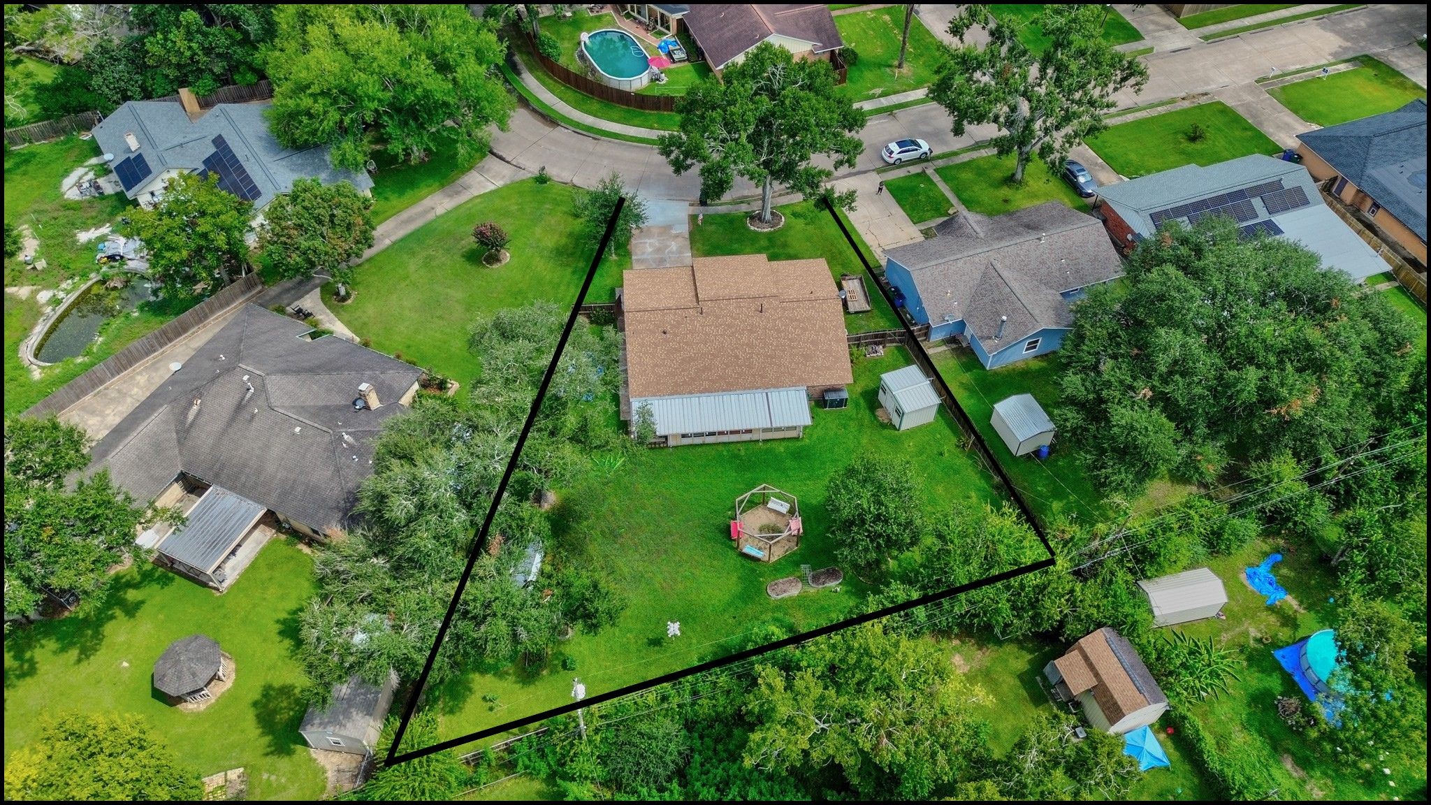 632 Northridge Street Angleton, TX 77515 - Photo 2 of 9