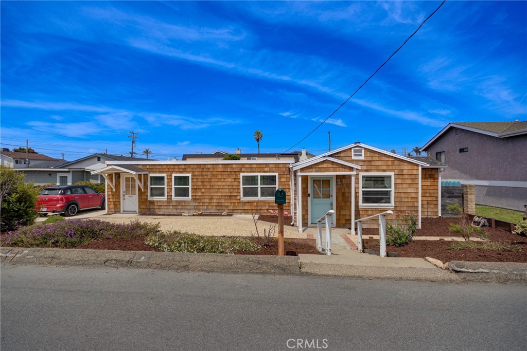 360 South 5th Street Grover Beach, CA 93433 - Photo 2 of 51