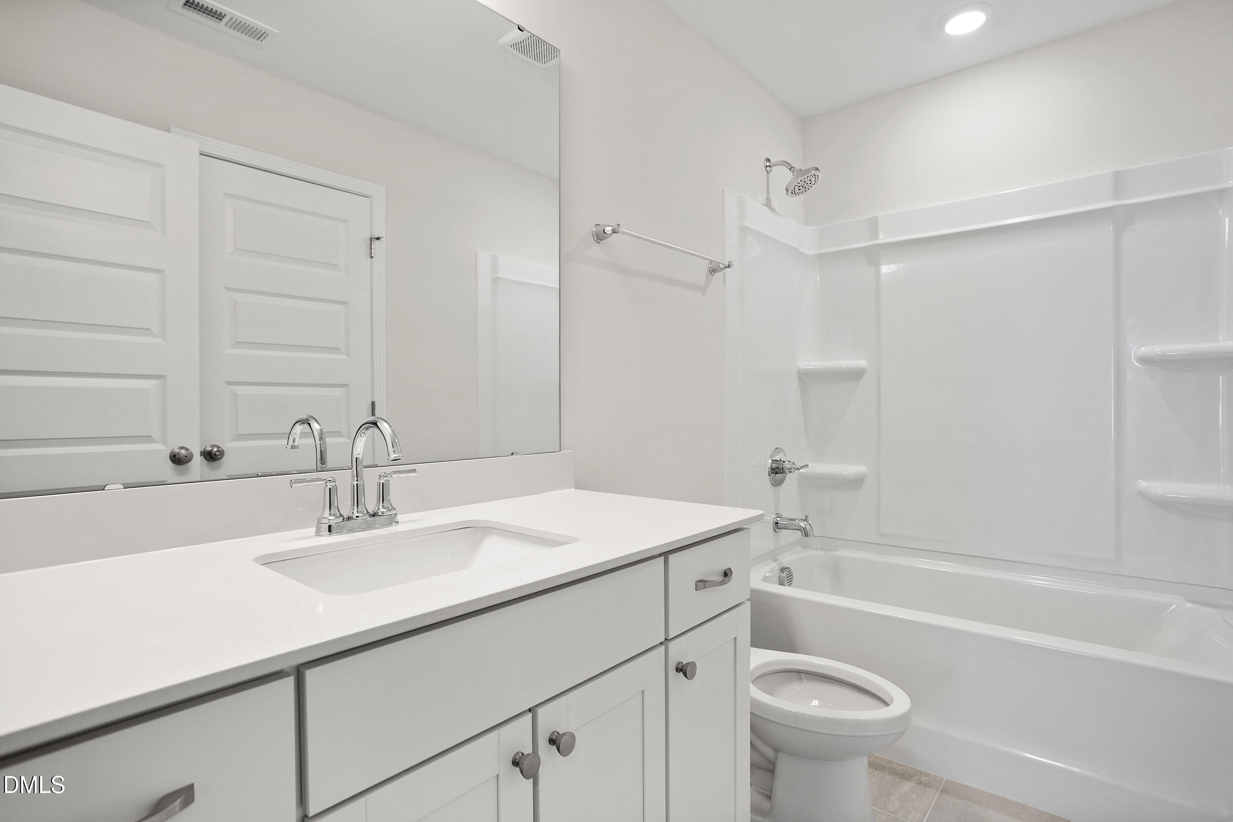 347 Augusta Pond Way, Unit 177 Raleigh, NC 27603 - Photo 37 of 47 Bathroom