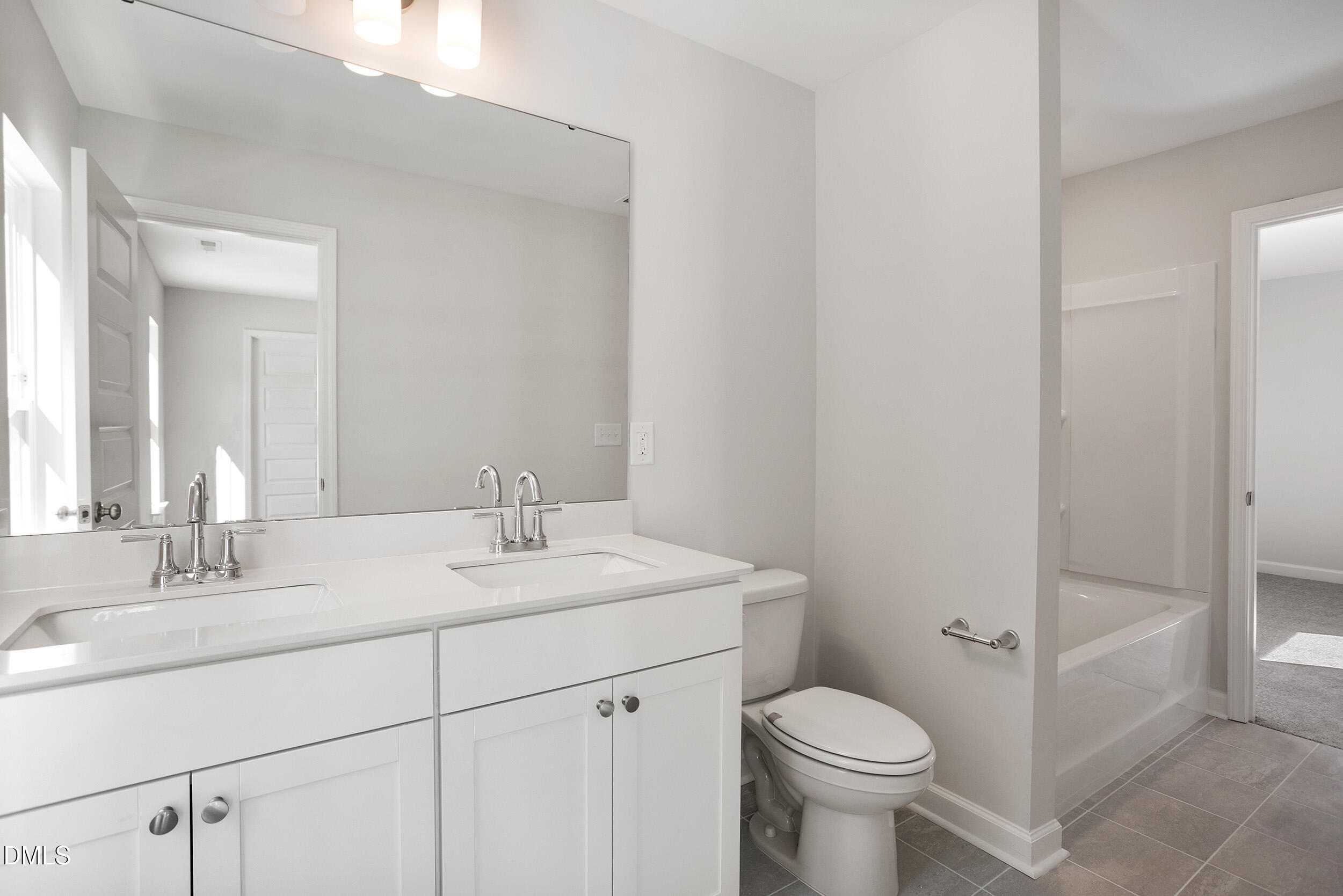 347 Augusta Pond Way, Unit 177 Raleigh, NC 27603 - Photo 38 of 47 Bathroom