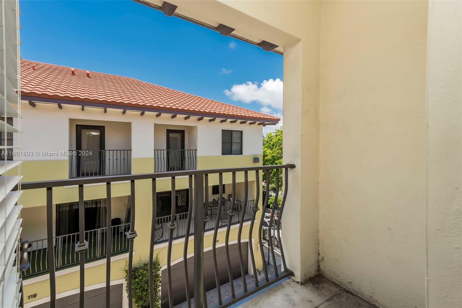 3204 Bird Avenue, Unit 109 Miami, FL 33133 - Photo 29 of 67 a view of a balcony