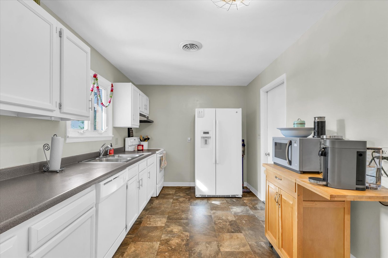 8 Normandy Place Champaign, IL 61821 - Photo 12 of 34 Gallery Image 12