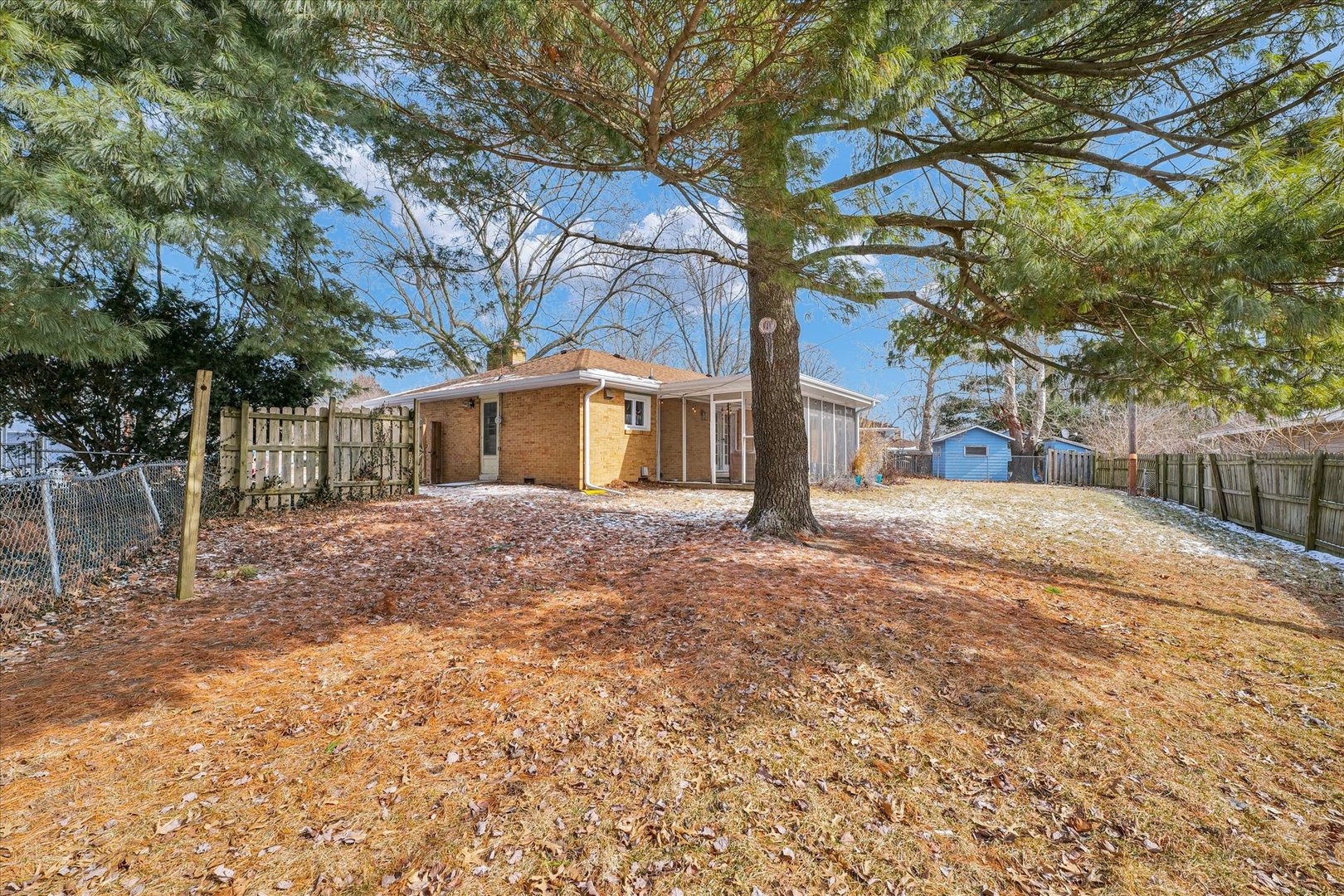 8 Normandy Place Champaign, IL 61821 - Photo 29 of 34 Gallery Image 29