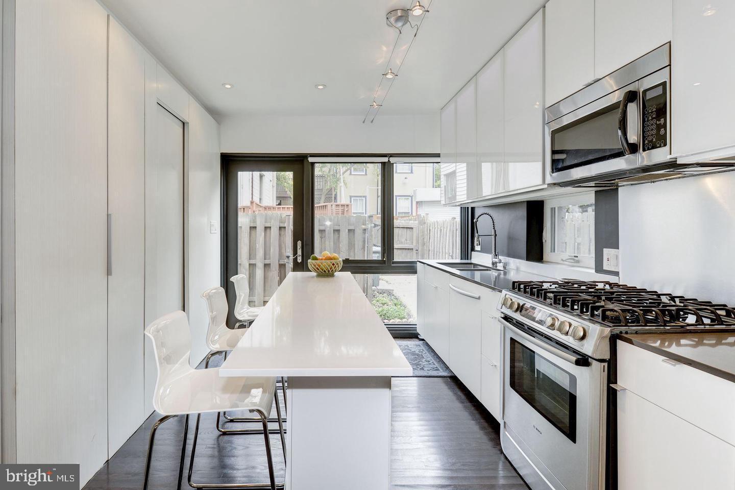 1957 3rd Street Northwest Washington, DC 20001 - Photo 8 of 20