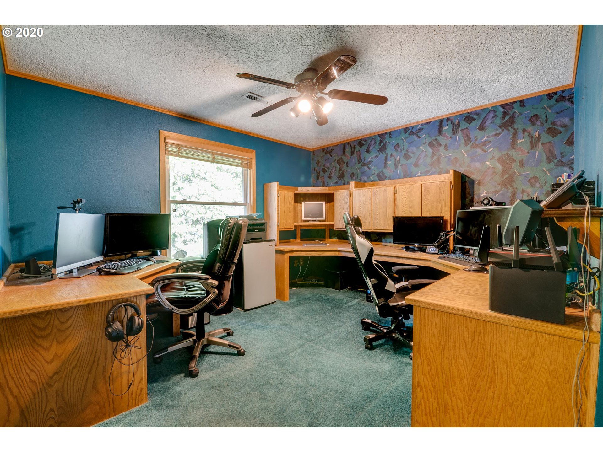 10130 Southwest Kent Place Tigard, OR 97224 - Photo 22 of 32 Gallery Image 22