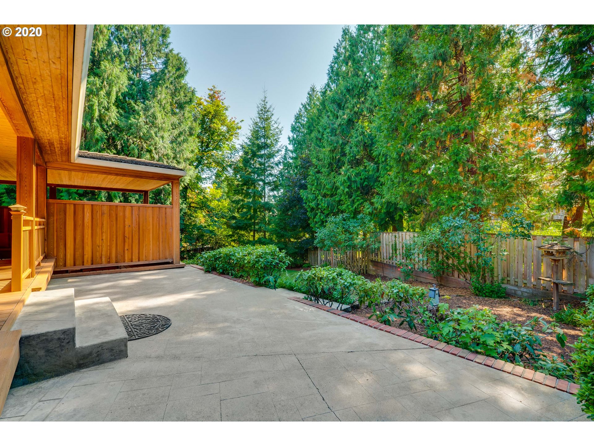 10130 Southwest Kent Place Tigard, OR 97224 - Photo 25 of 32 Gallery Image 25