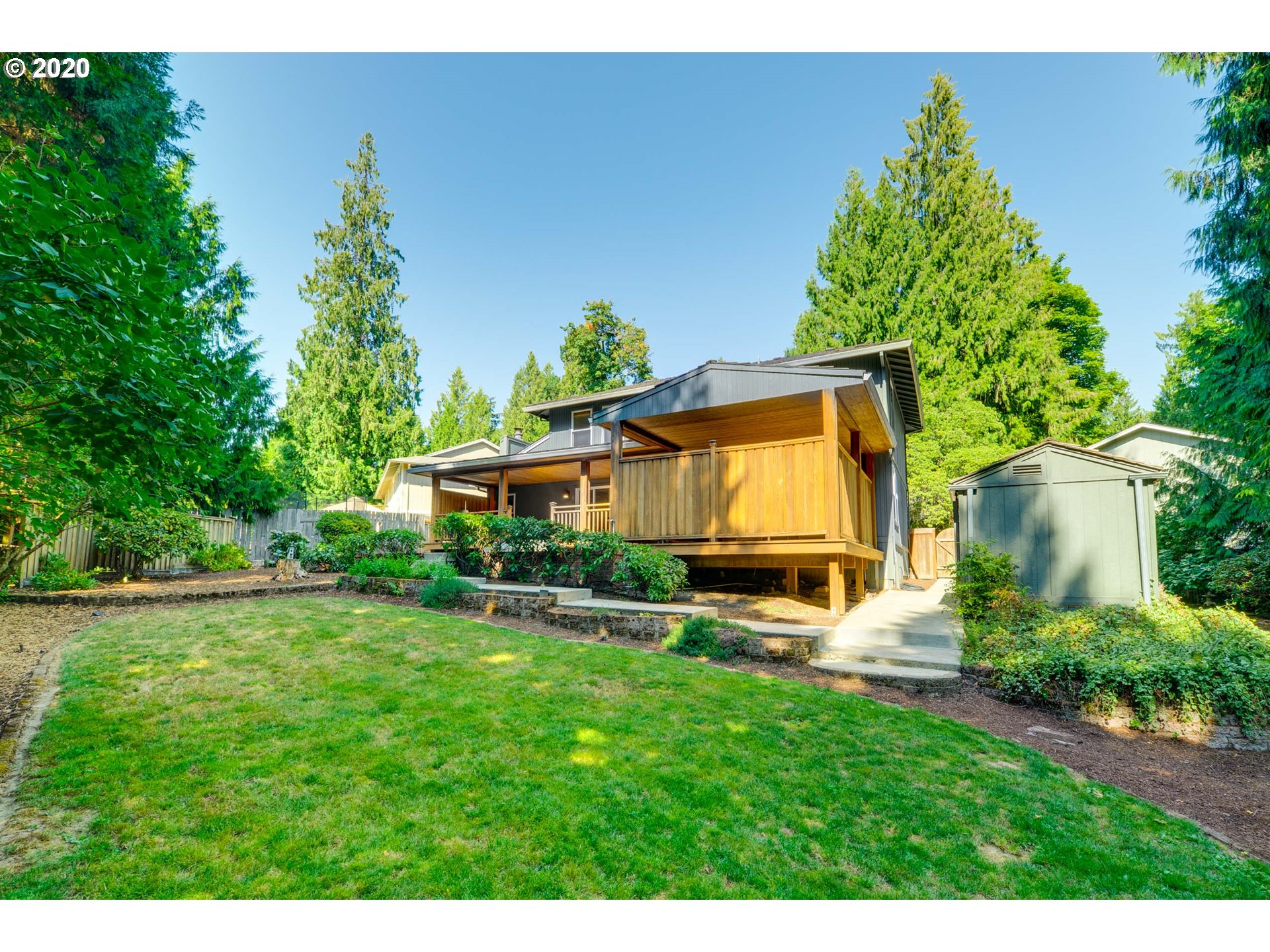 10130 Southwest Kent Place Tigard, OR 97224 - Photo 27 of 32 Gallery Image 27