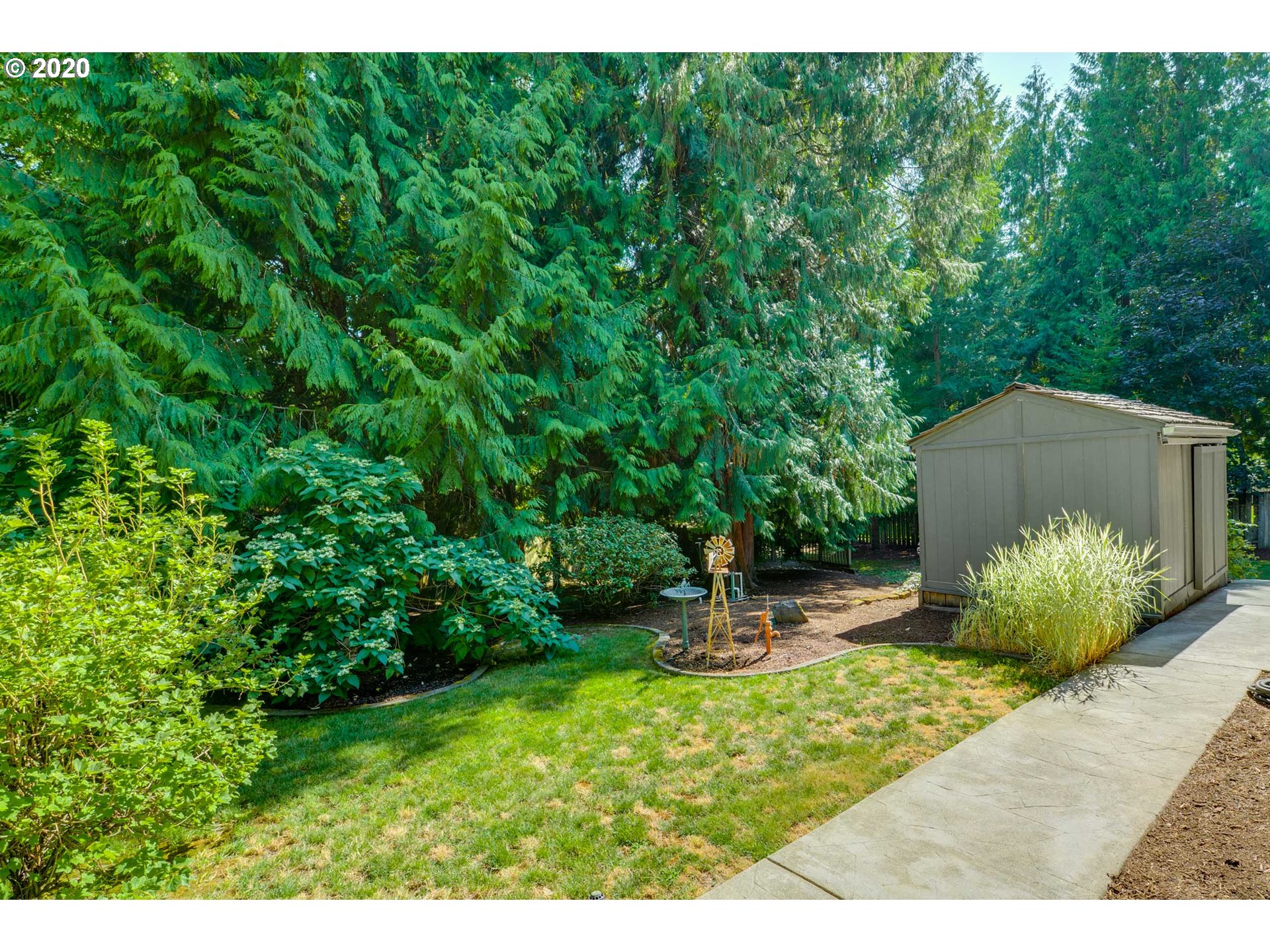 10130 Southwest Kent Place Tigard, OR 97224 - Photo 29 of 32 Gallery Image 29