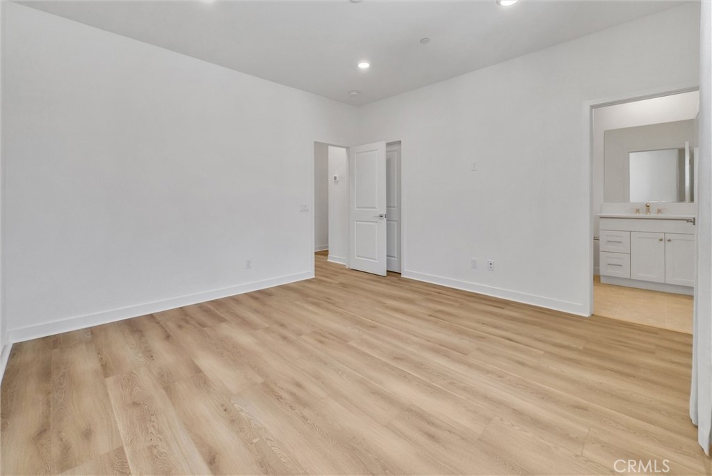 160 Restore Irvine, CA 92618 - Photo 32 of 50